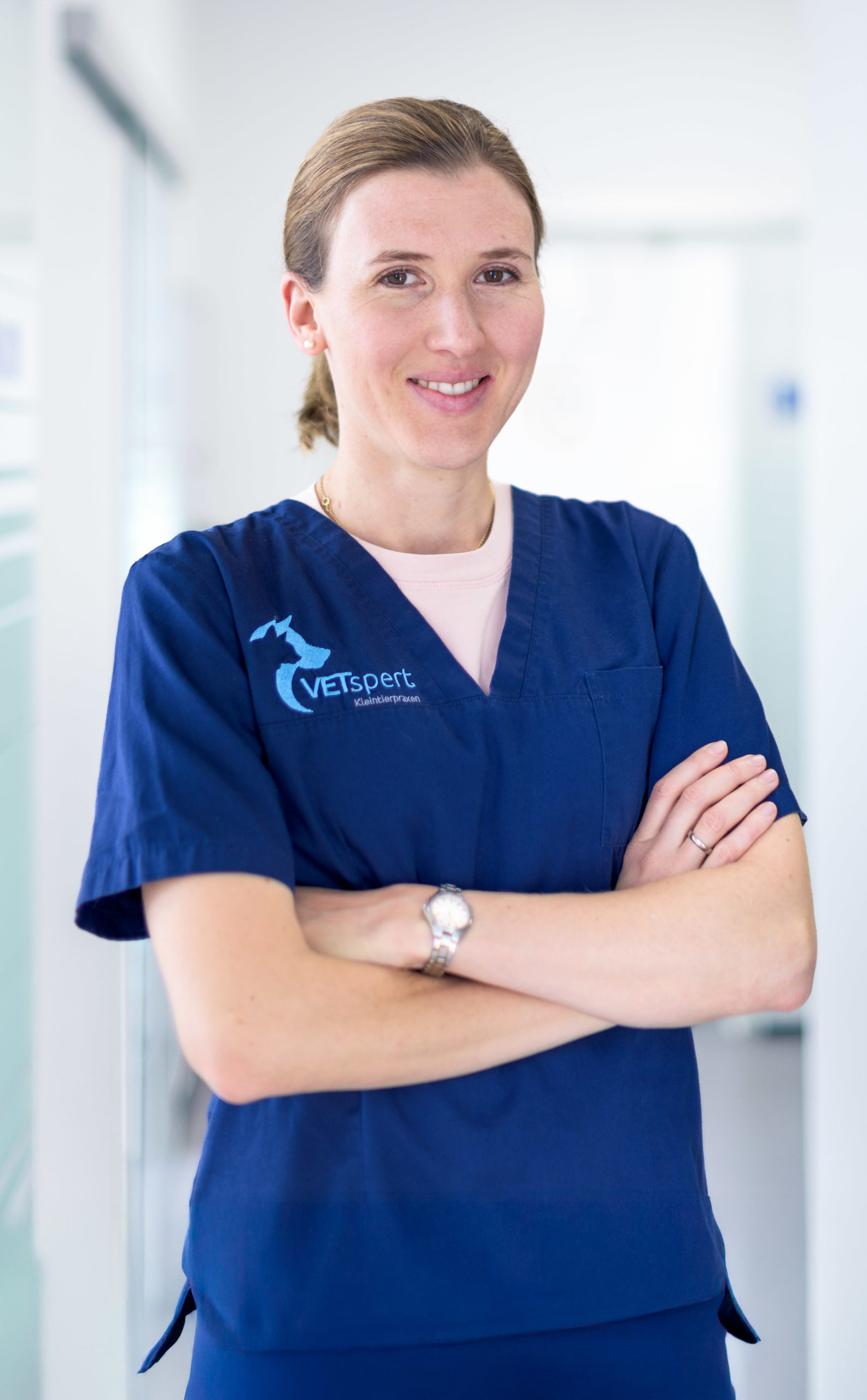 Tierärztin Dr. Olivia Wolf
